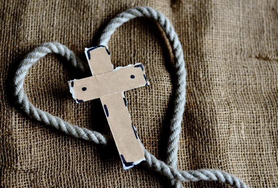 Cross-3983452_1280