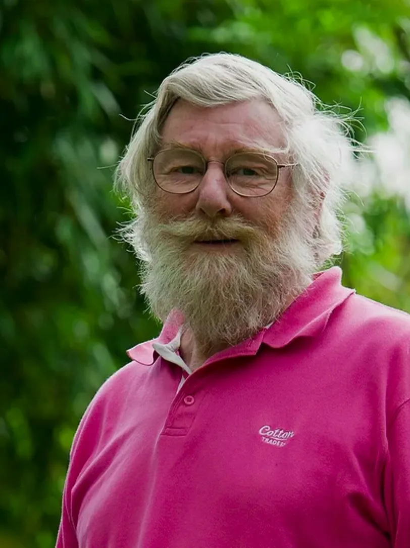 Peter Aldington