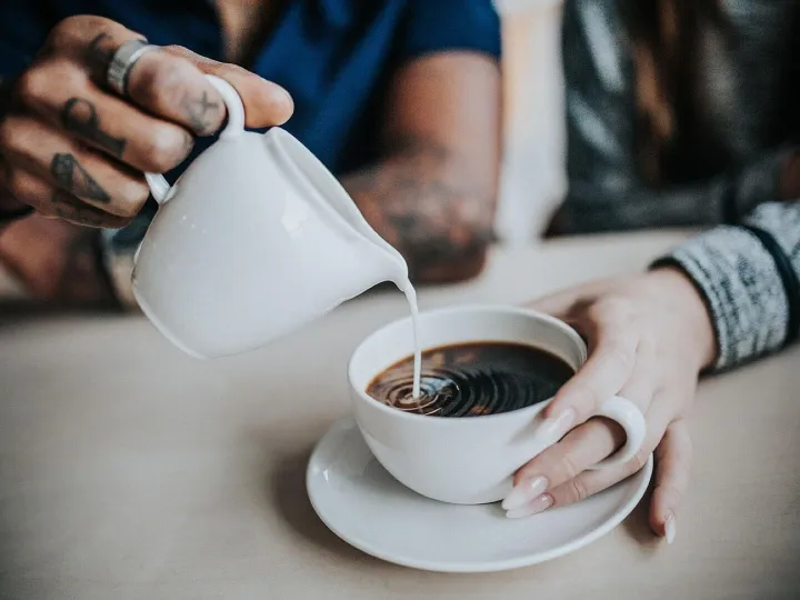 Coffee, milk, hands, pour, coffee cup, pouring