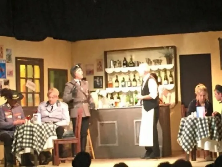 allo allo cafe (2)