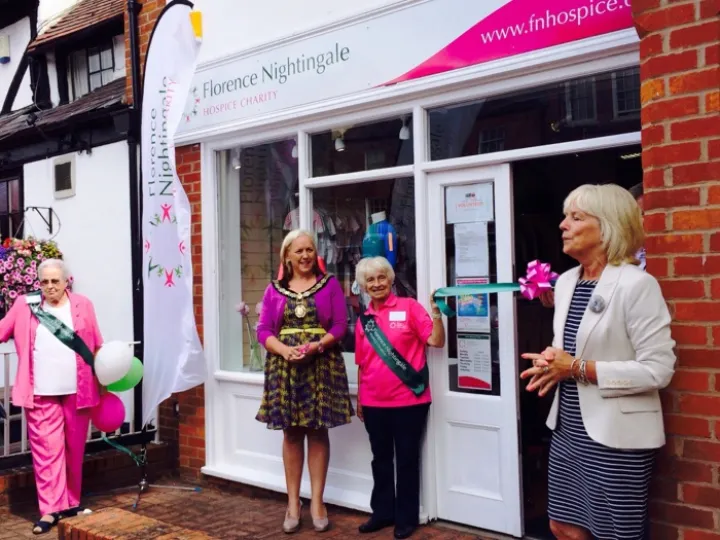 Florence Nightingale Hospice shop in Thame 2