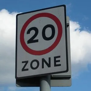 20mph sign 02