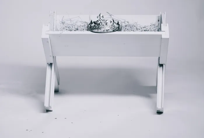 Nativity Manger – white