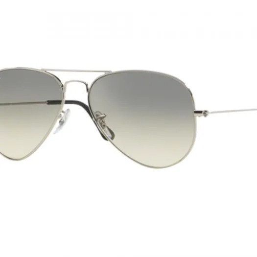 Ray-Ban Aviator In Silver With Gradient Grey Lenses RB3025 003-32
