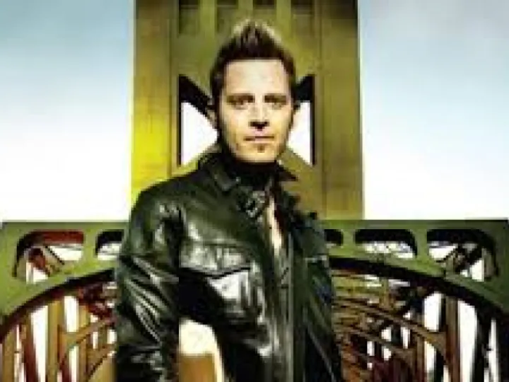 Lincoln brewster
