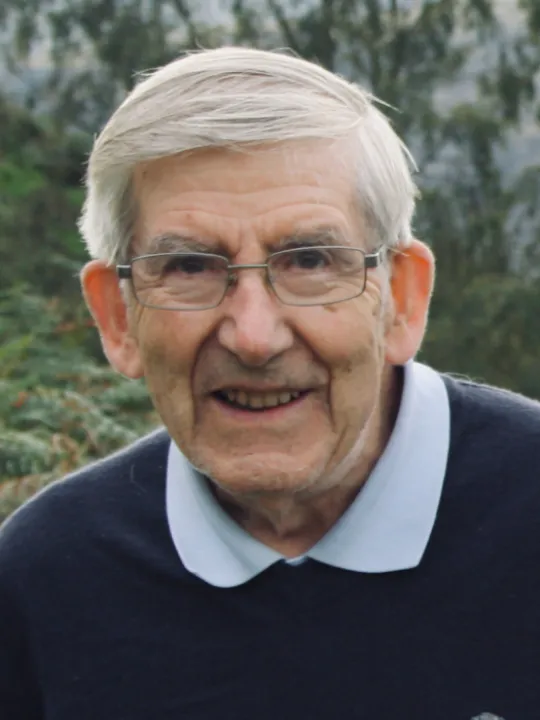 Dr Michael Thornton