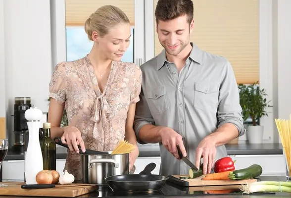 Woman, man, kitchen