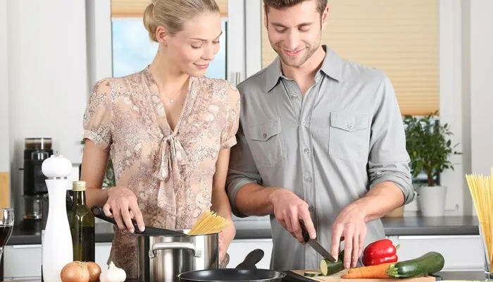 Woman, man, kitchen