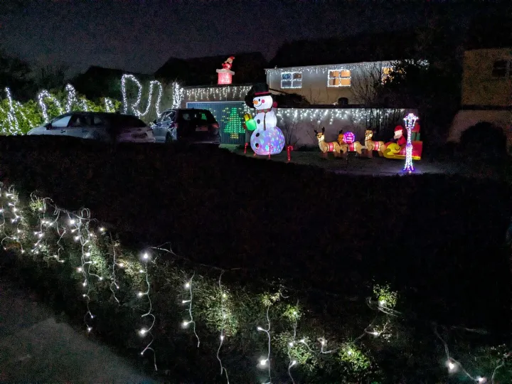 No 8 Frosty's Winter Wonderland