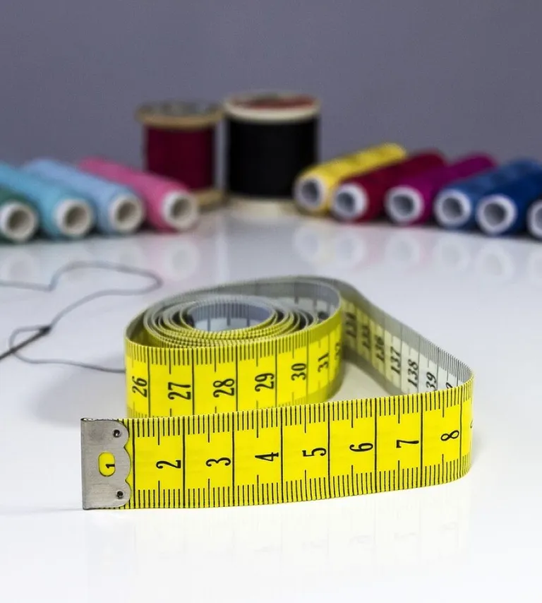 Tape measure, needle, yarn, sew, sewing thread