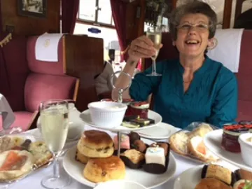 WI Gill Williamson &ndash; Train