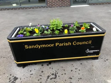 Planter 3