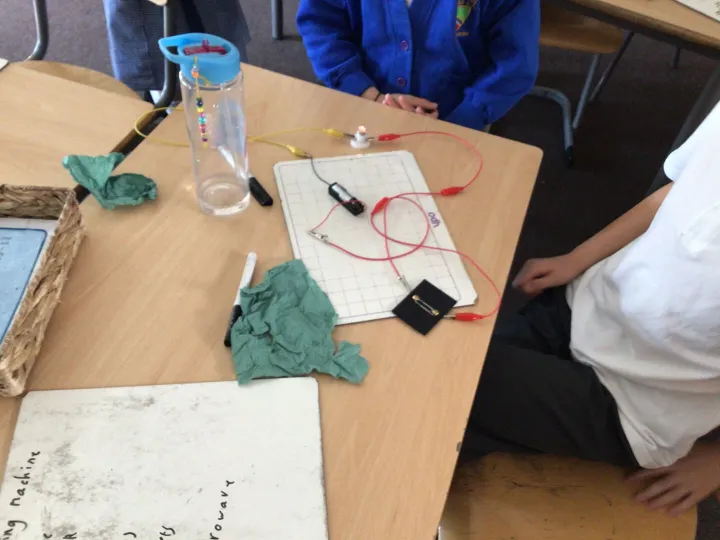 C0763dfa-084b-410e-8b00-81e2584f424d