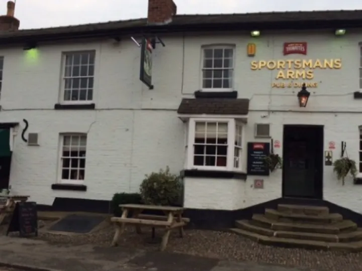 Sportsmans-tattenhall-Outside-2014-1