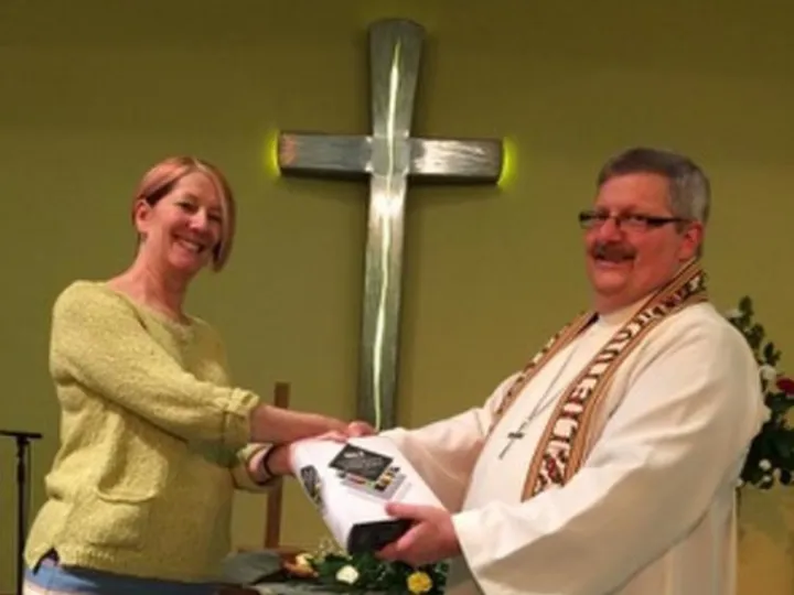 Carol Rochnia Accreditation – Bible