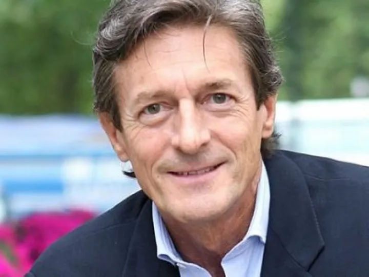 Nigel-Havers
