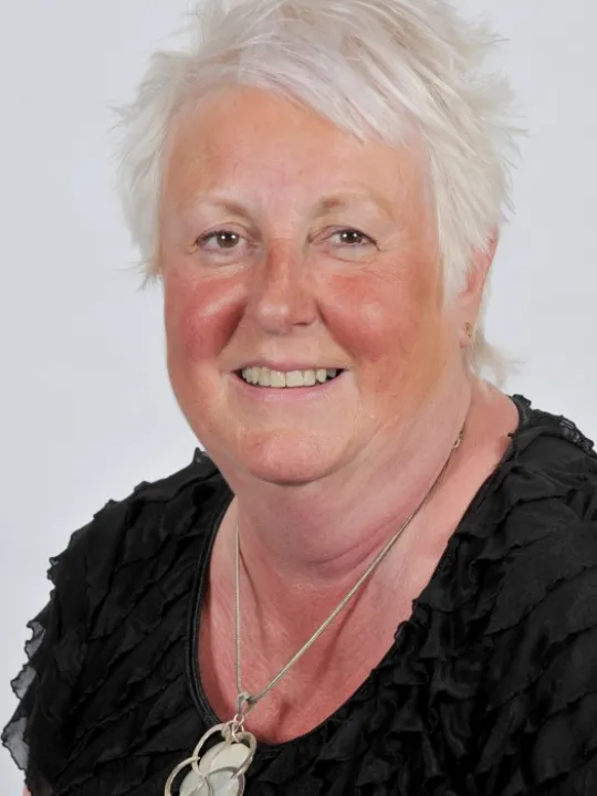 Lin Hazell