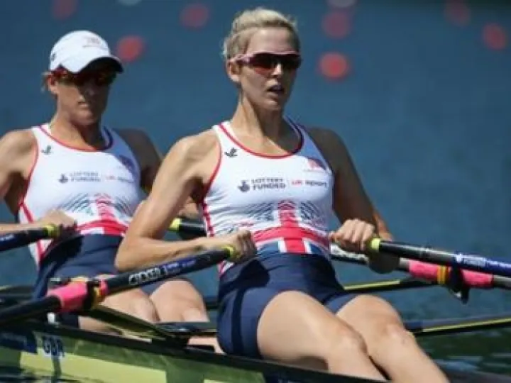 _86511796_victoriathornley_get