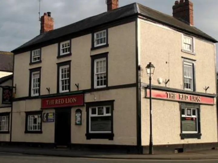 Red Lion Tarvin