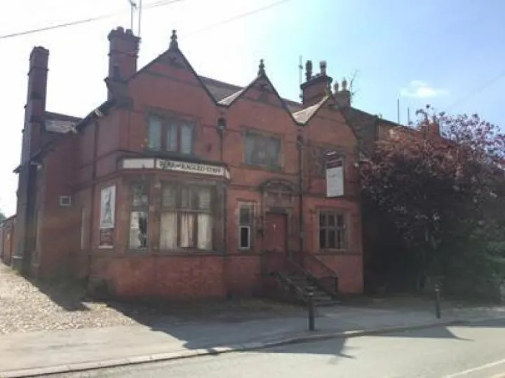 1-42571557llarge-750x0