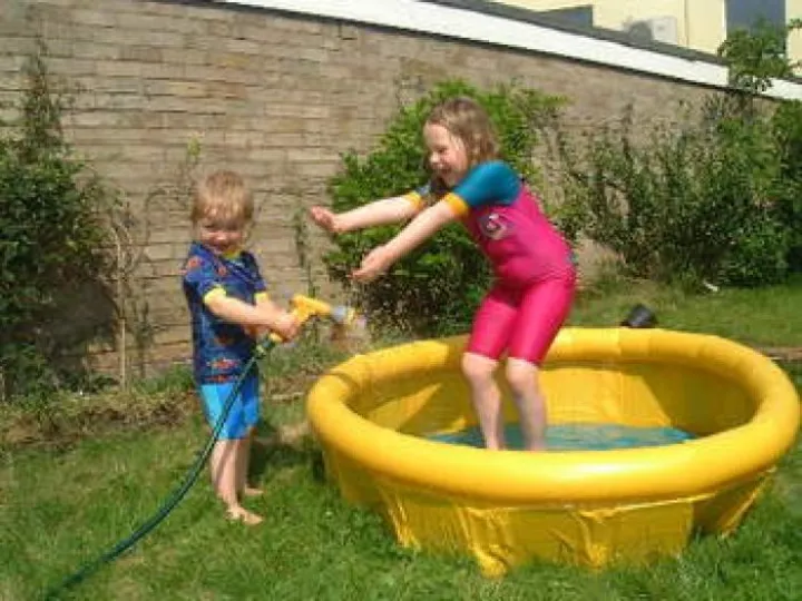 Paddling pool