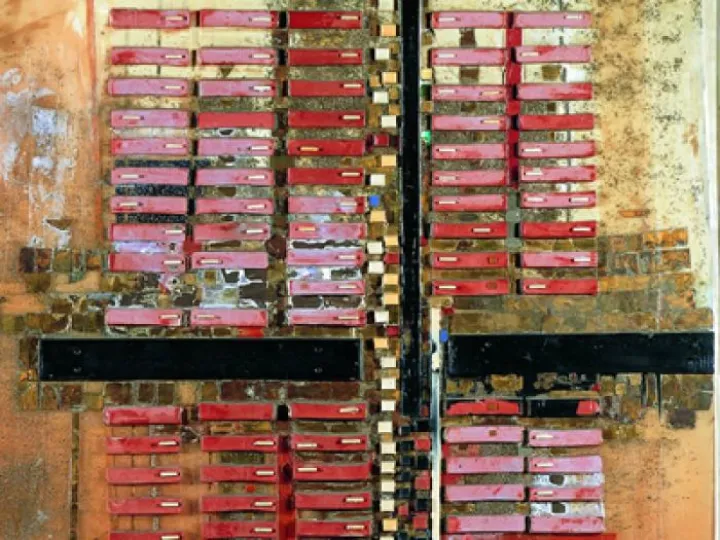 mini_pic9_the_cross_over_the_city