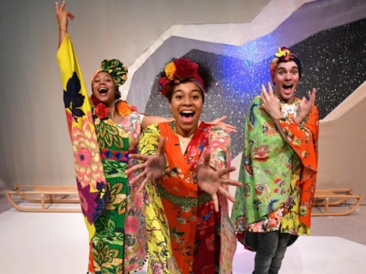 Snow-Queen-group-flowers-820-x-450