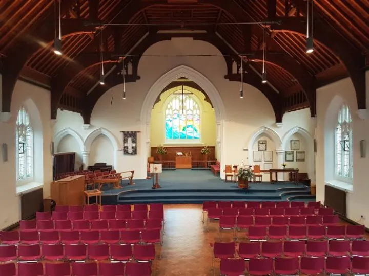Godalming Church &ndash; Interior