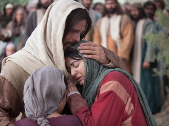 jesus-comforts-mary-martha-1104492-gallery