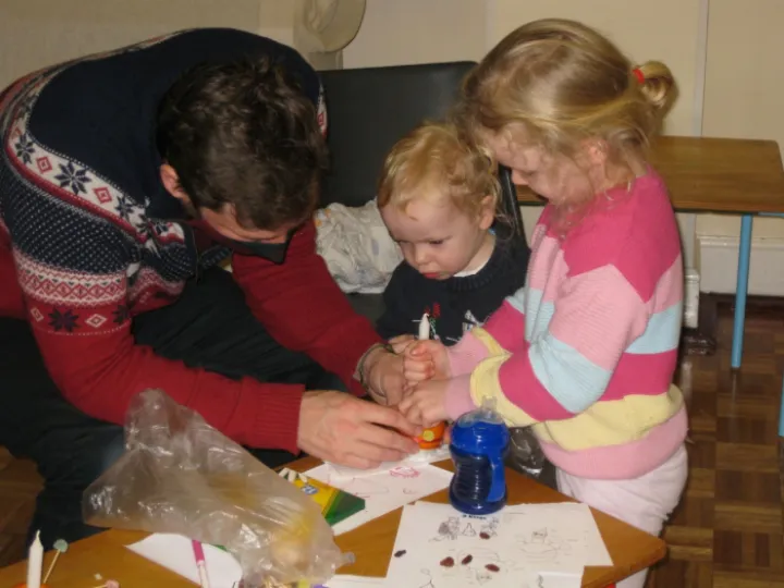 2021-12-12 Christingle kids at church 2
