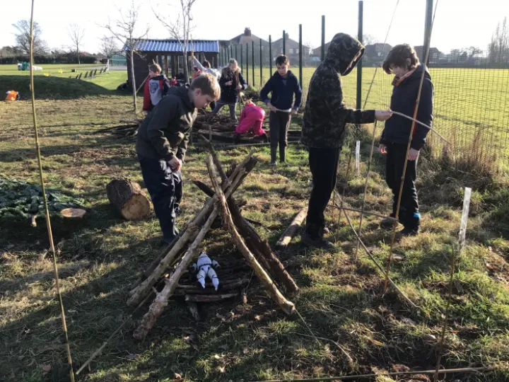 7EDAF908-9C72-4F5E-84FC-DDF3768893AF