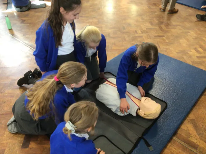 5803FCF8-6BFA-463E-8652-C6D3963AAC01