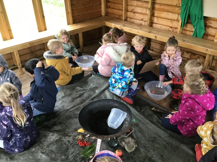 61F2084B-0DF2-41BA-98FE-2454015D2240