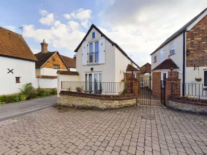 Wychert Cottage