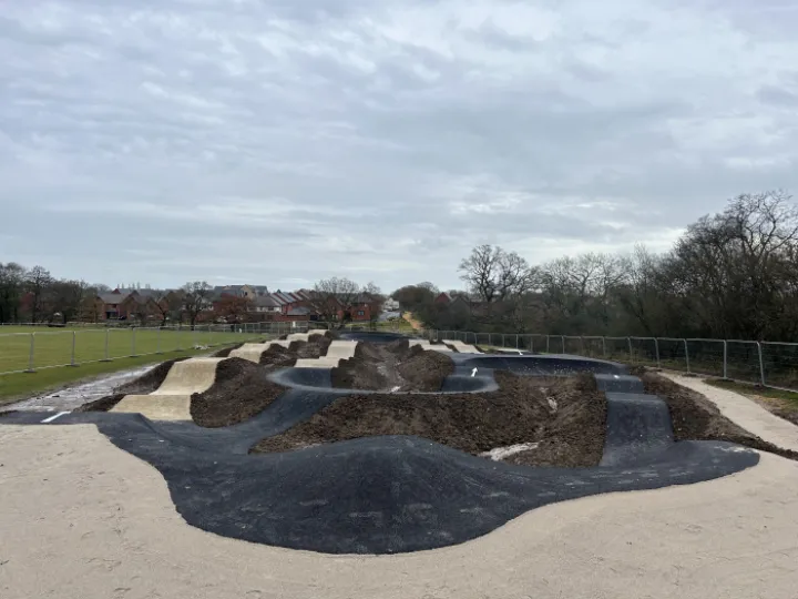 Blythe Valley Park Pump Track 02
