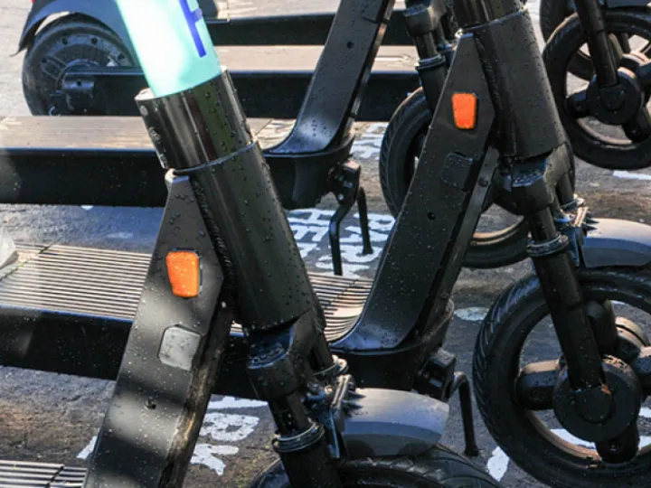 813-Electric-E-Scooter