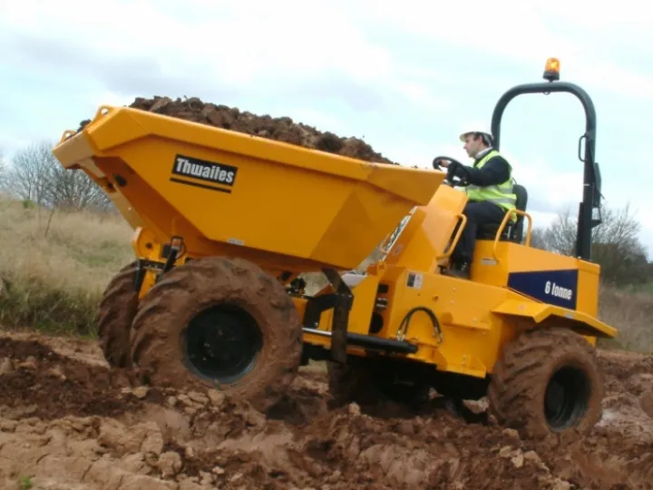 Six tonne dumper for hire