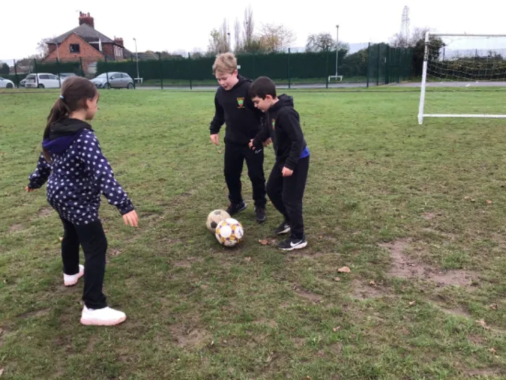 PE Football 22.11.24