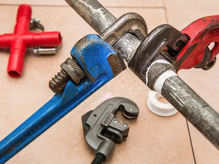 Plumbing, pipe, wrenches, plumber, repair, maintenance, fix, renovation, spanner, job, repairman, handyman, tools, diy, home repairs, leak, leaking, plumbing, plumbing, plumbing, plumbing, plumbing, plumber, plumber, plumber, maintenance, tools