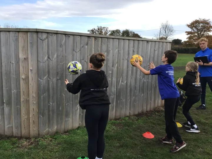 Fa3aafad-0db5-495c-92bf-1dc3710f8dab