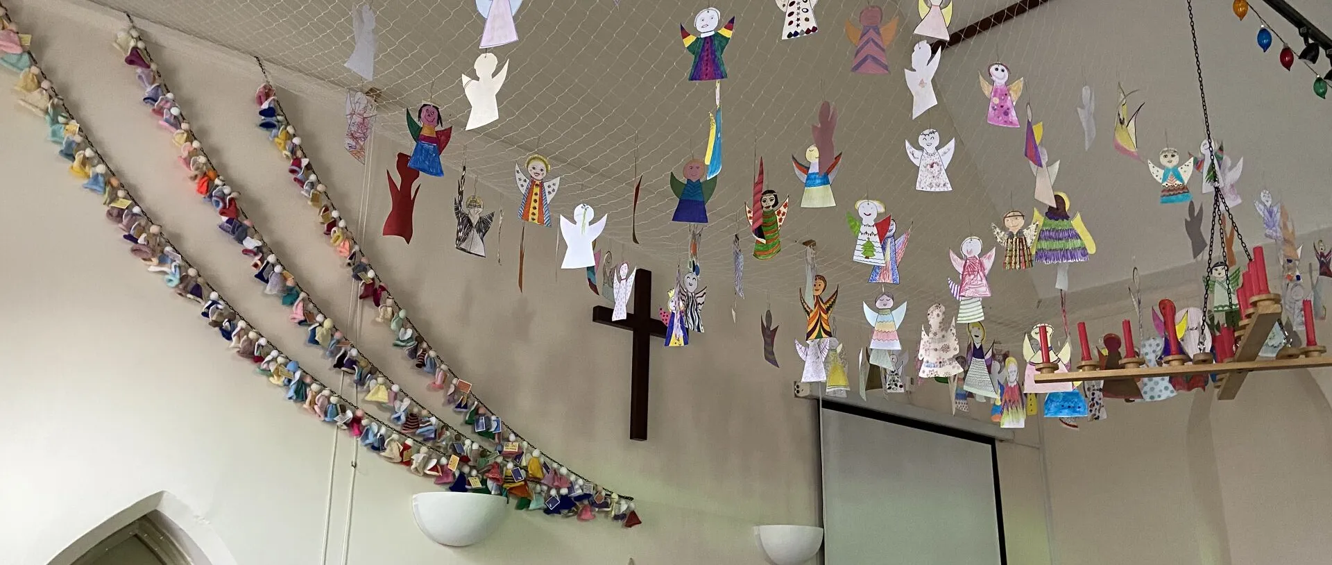 Wall and Ceiling Angels 01