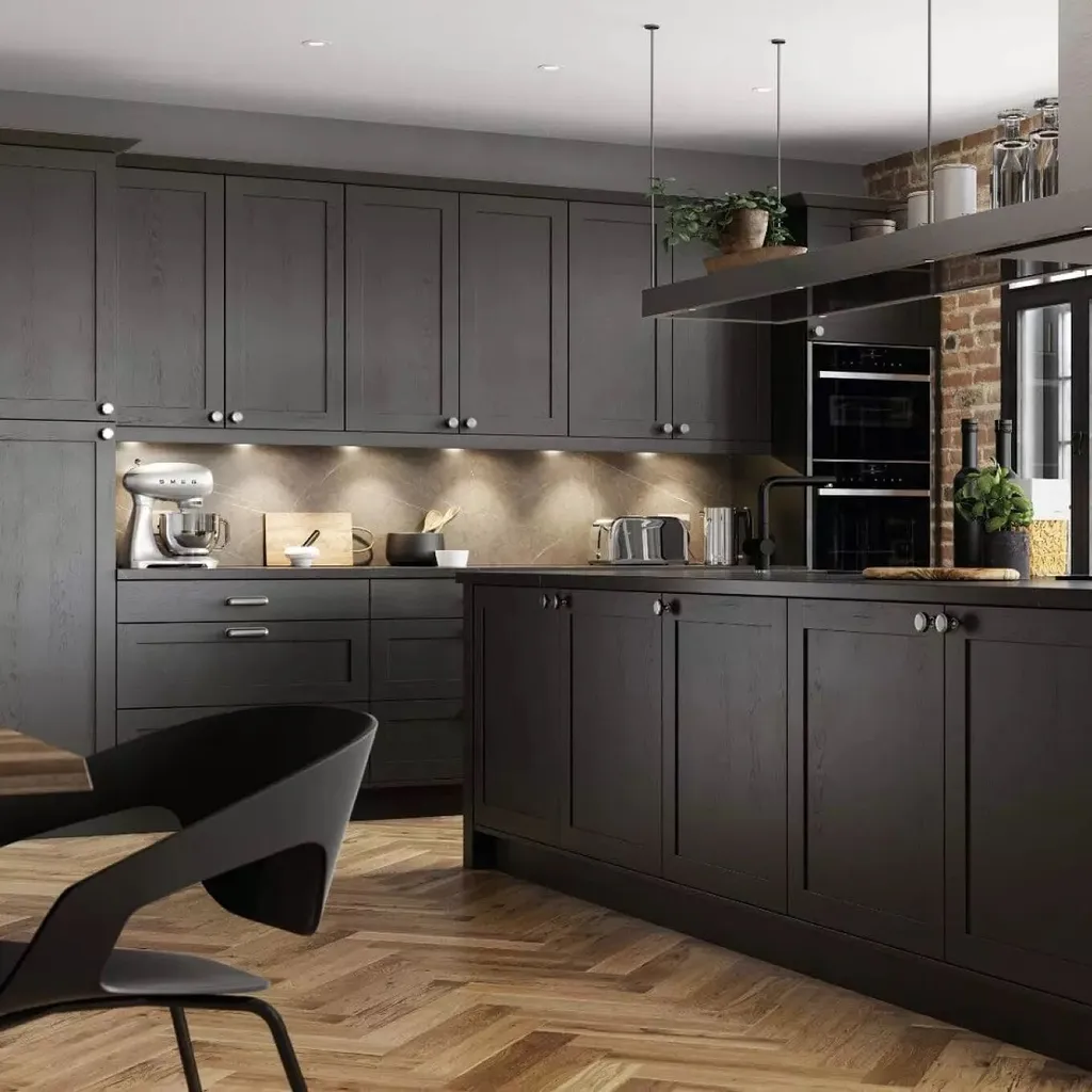 Alku Dark Shaker Kitchen 1
