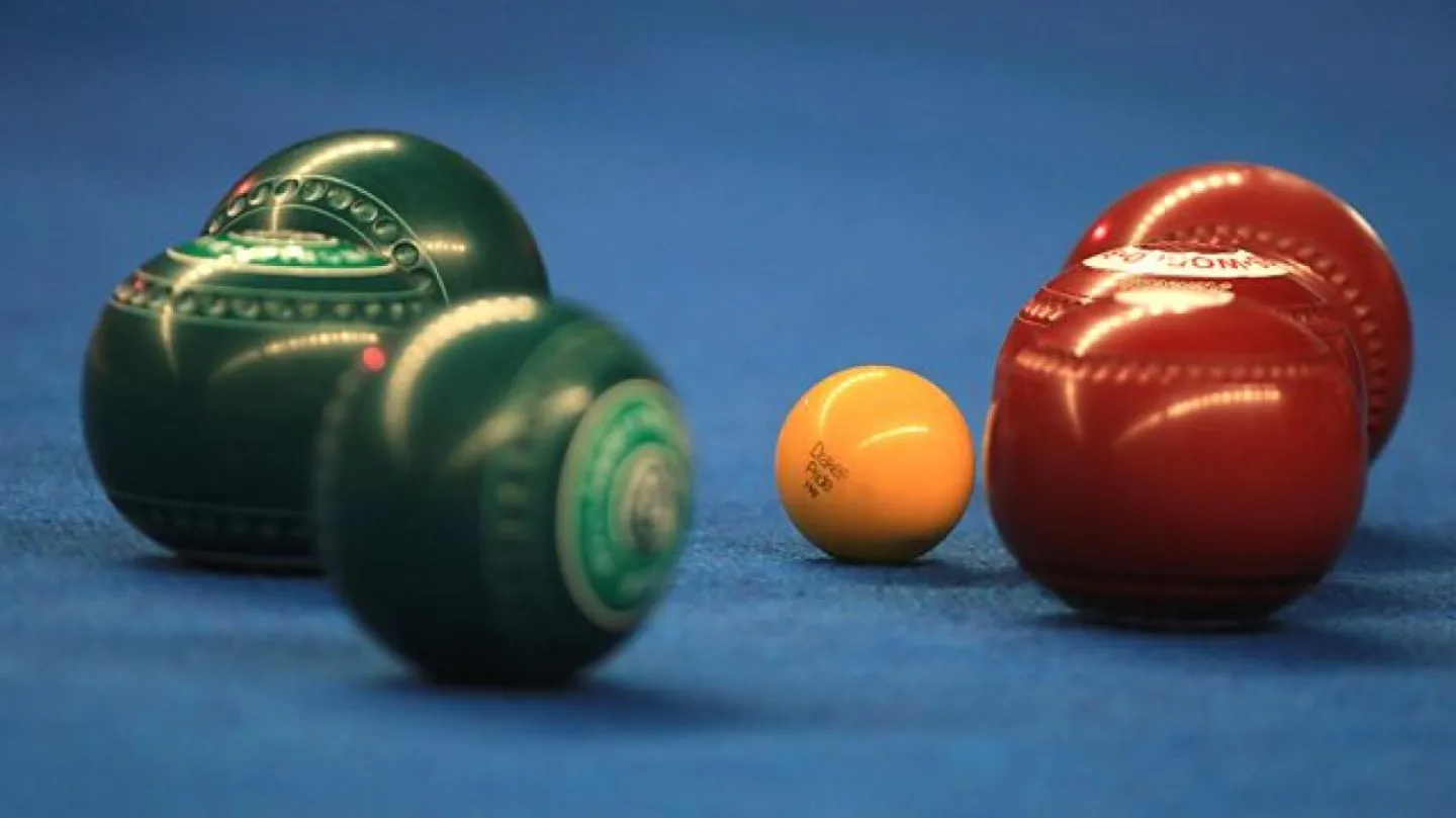 indoor bowls