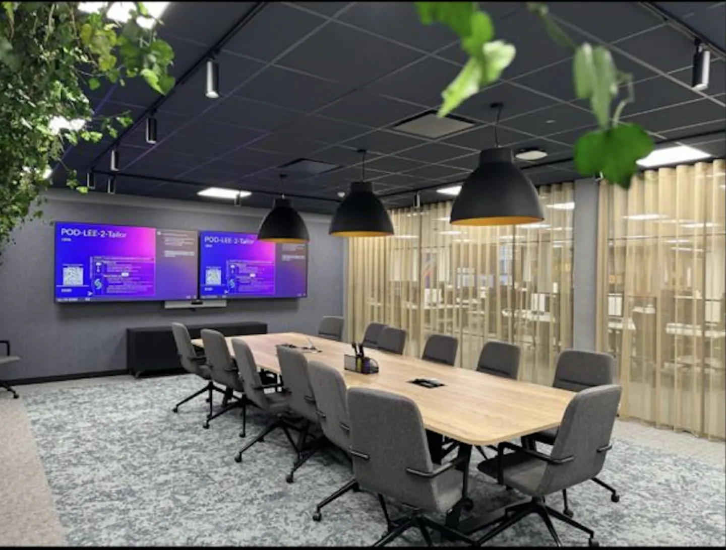 Manchester company meeting room fitted out with computer screen displays
