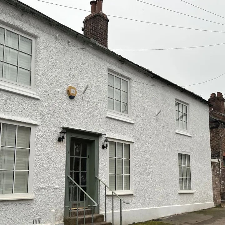34 High St Tarvin &ndash; Fi Miles