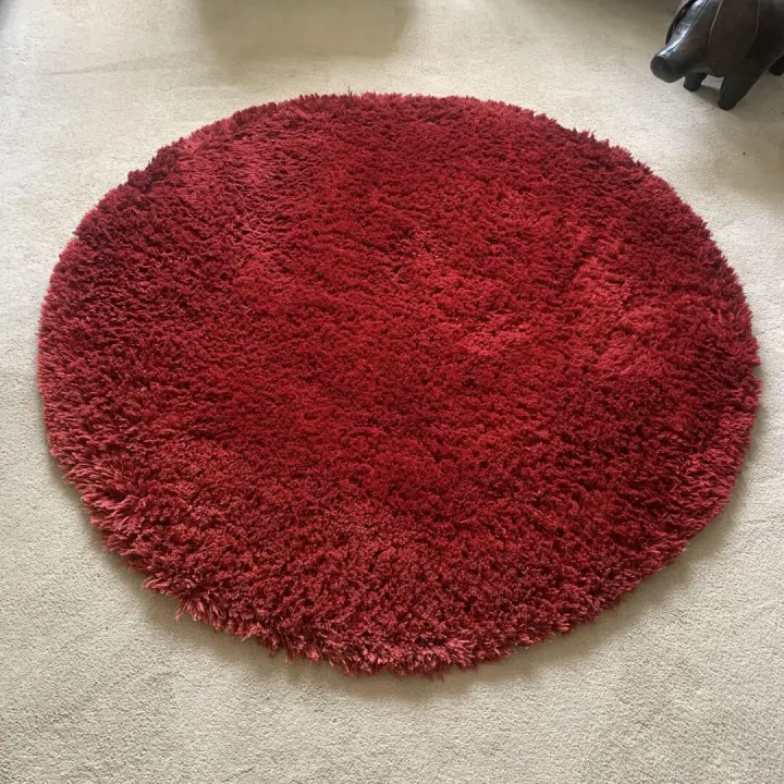 Circular rug – Items for sale