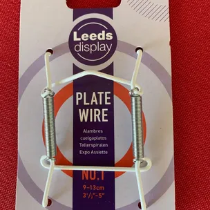 Set of 5 plate wires brand new &ndash; Items free to a good home!