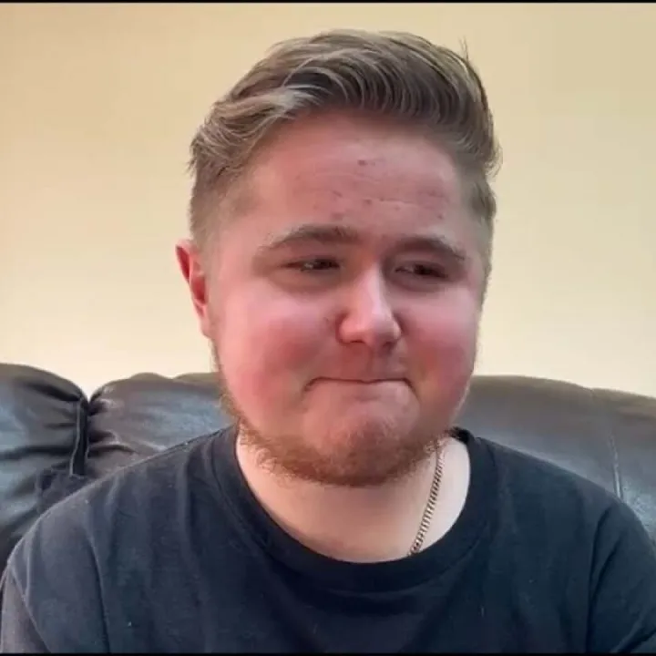 Tom Describing Uni Kitchen Bathroom Edit 1