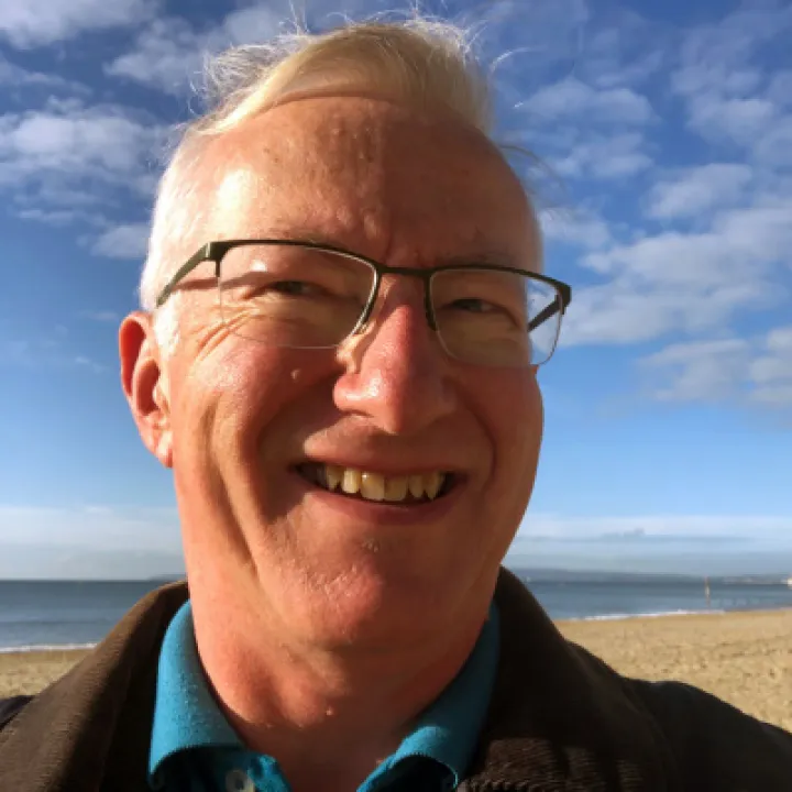 Dr Julian Tawn