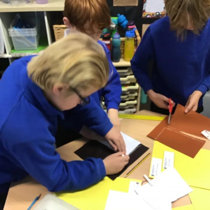 5B38883D-7146-4A43-9C87-3F02CCB5A4E8